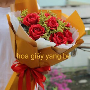 bó hoa hồng giấy